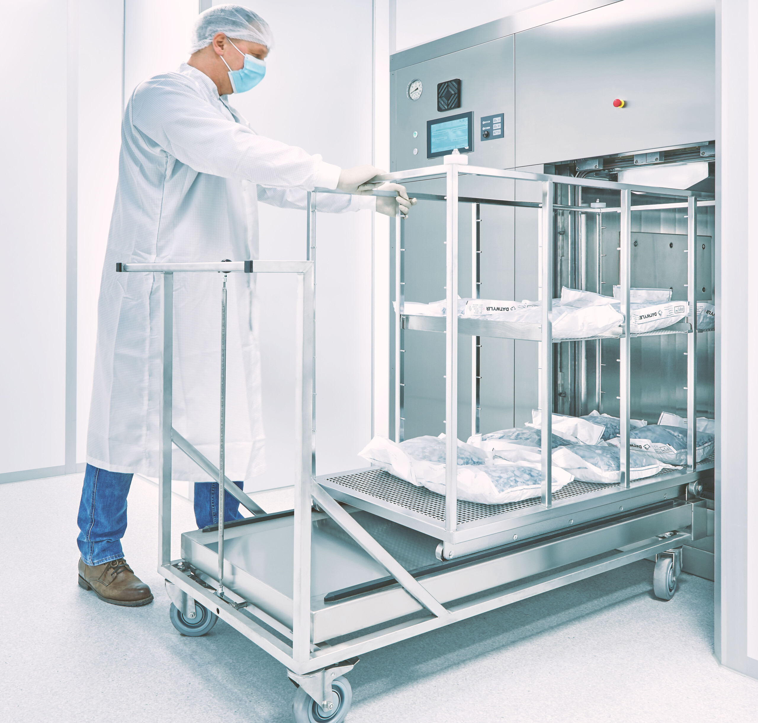 Autoclaves - steam sterilizers for solid porous and liquid goods Sterilization